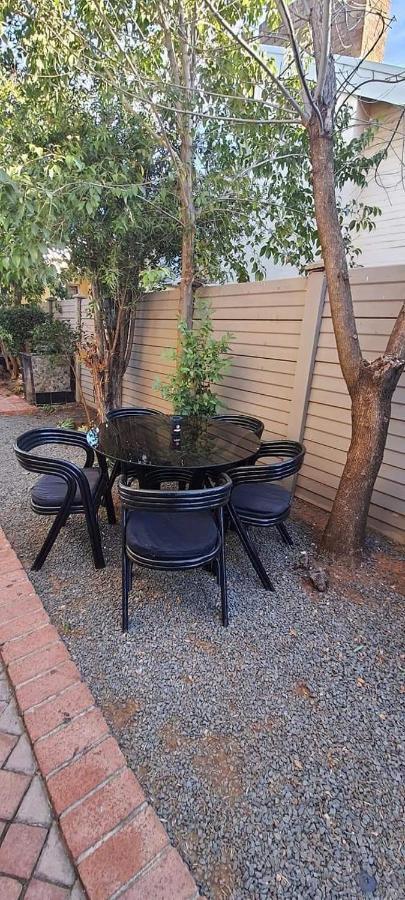 Aandrus Guesthouse Bloemfontein Zewnętrze zdjęcie