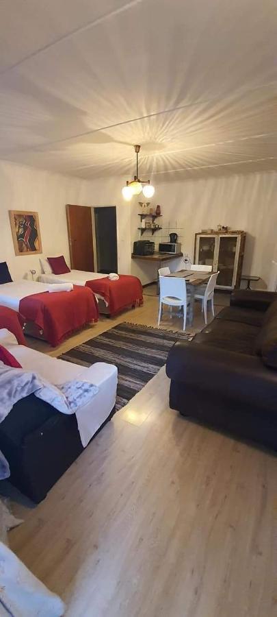 Aandrus Guesthouse Bloemfontein Zewnętrze zdjęcie