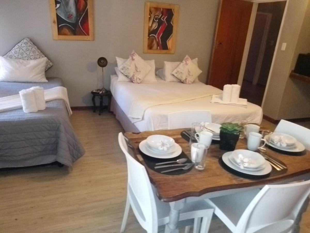 Aandrus Guesthouse Bloemfontein Zewnętrze zdjęcie