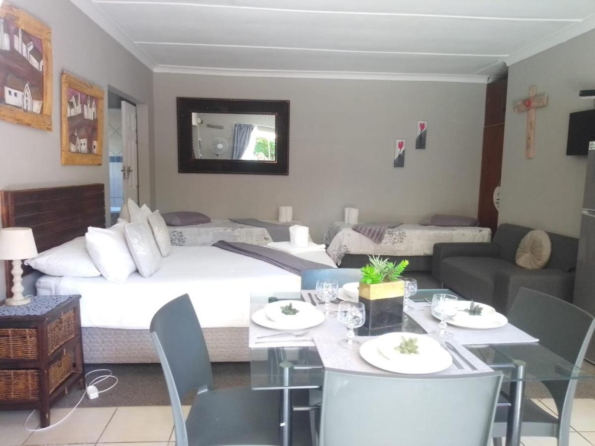 Aandrus Guesthouse Bloemfontein Zewnętrze zdjęcie